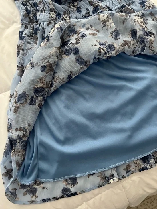 Juniors Blue Floral mini dress - Picture 5 of 6